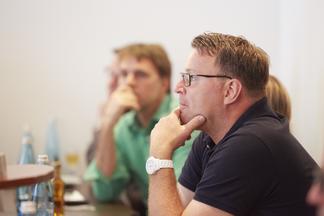 Weiterbildung_Gruppe_Vortrag_Firma