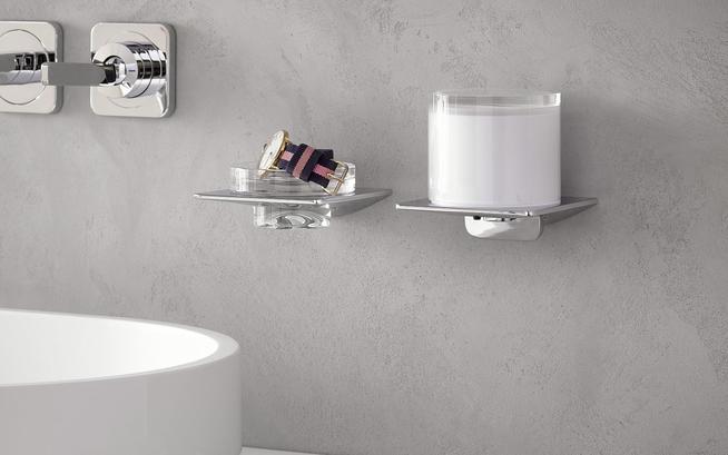 Utensilienhalter und Flüssigseifenspender der Serie art von Emco