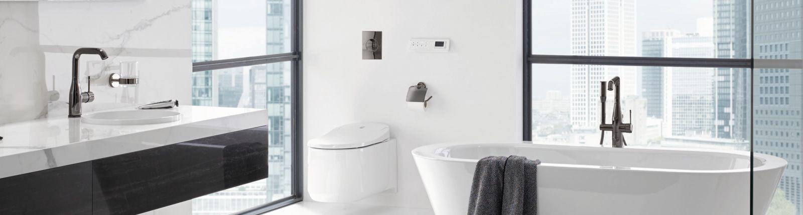 Waschtisch- und Wannenarmatur von GROHE